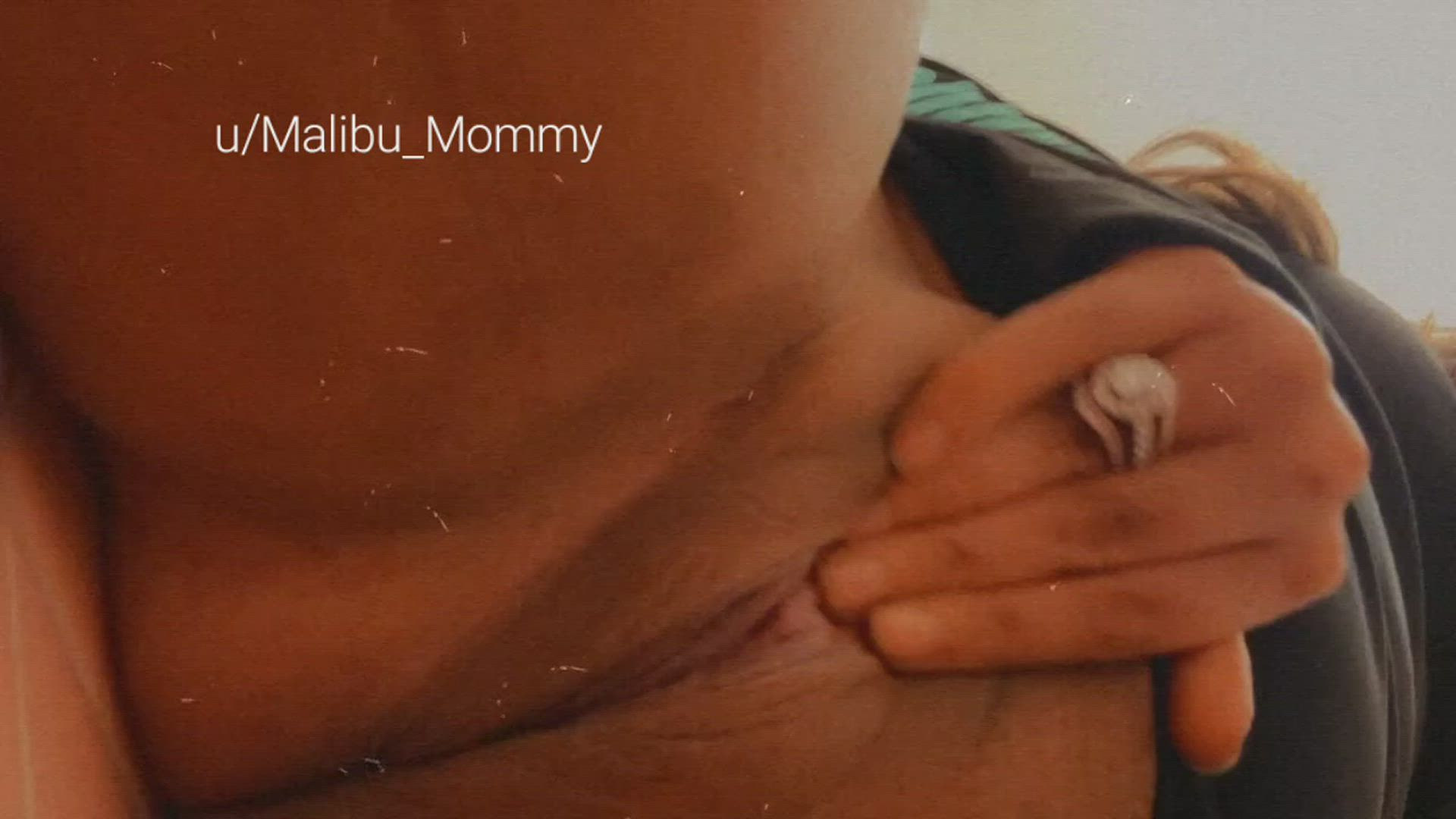 Malibu_Mommy <strong>@malibu_mommy</strong> in porn video