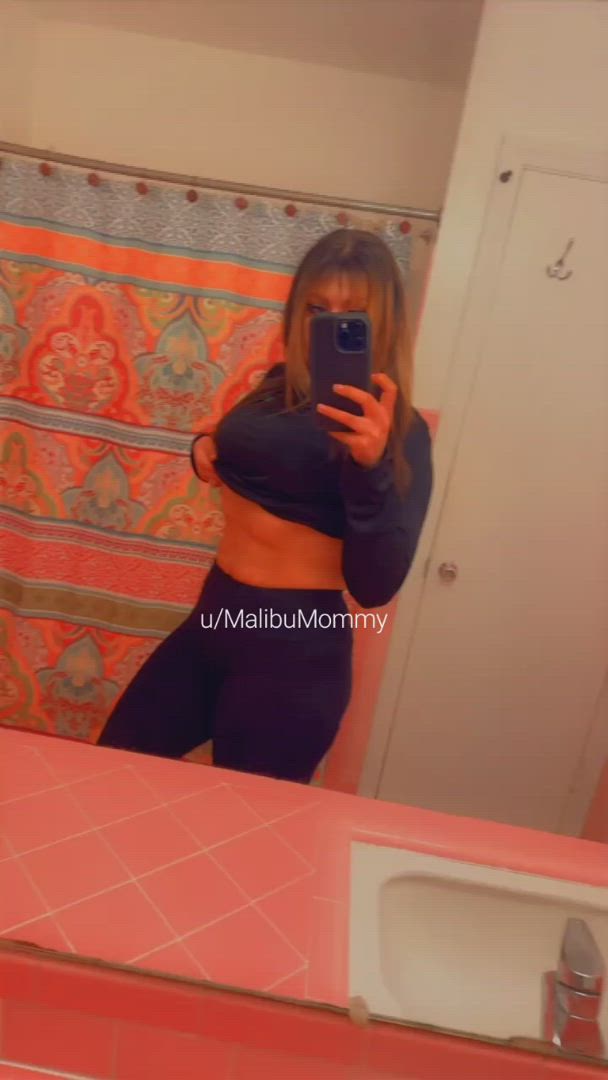 Malibu_Mommy <strong>@malibu_mommy</strong> in big natural tits brunette boobs porn video