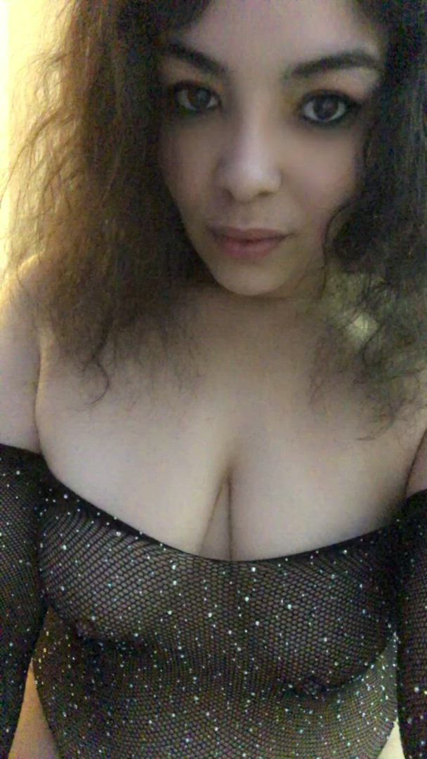 Mariamay101xo <strong>@mariamay101xo</strong> in bouncing natural tits latina boobs porn video