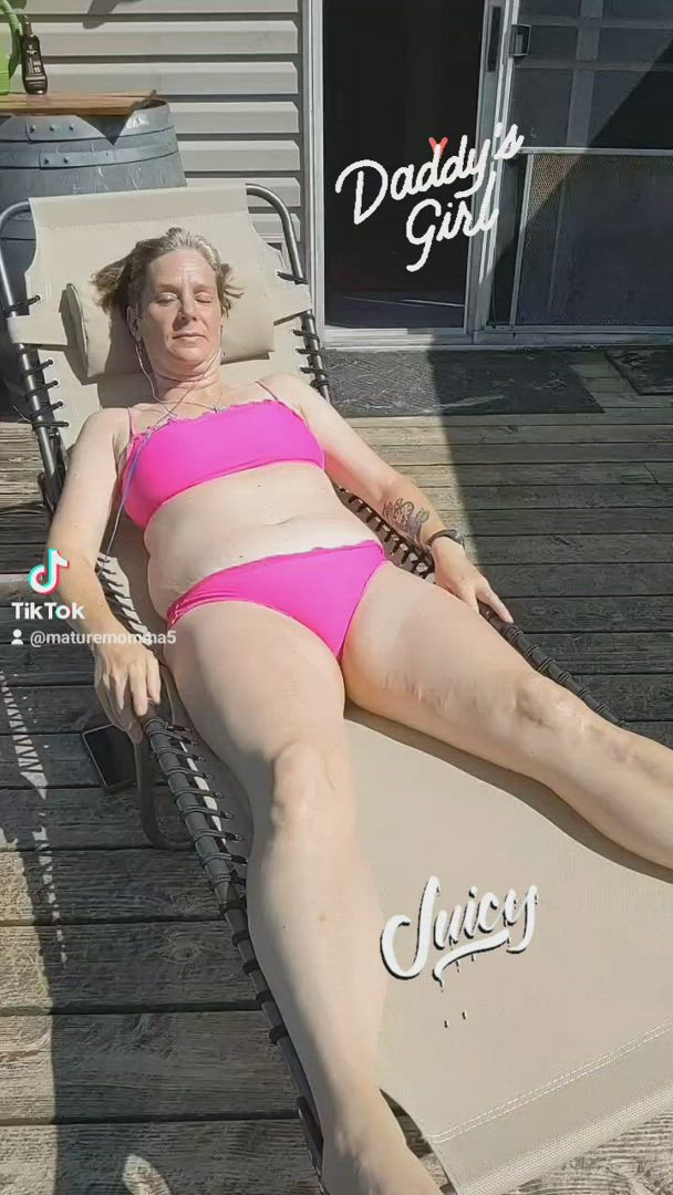MatureMom5 <strong>@maturemomfree</strong> in porn video