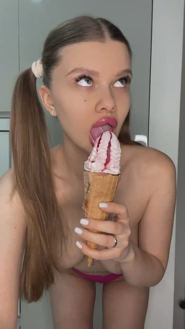 Maynotpenetrate <strong>@may_not</strong> in fetish lipstick 19 years old ukrainian onlyfans slutty teen porn video