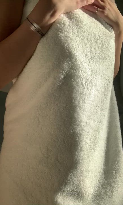 Megan ? <strong>@meganlondon</strong> in big bouncing tits boobs porn video