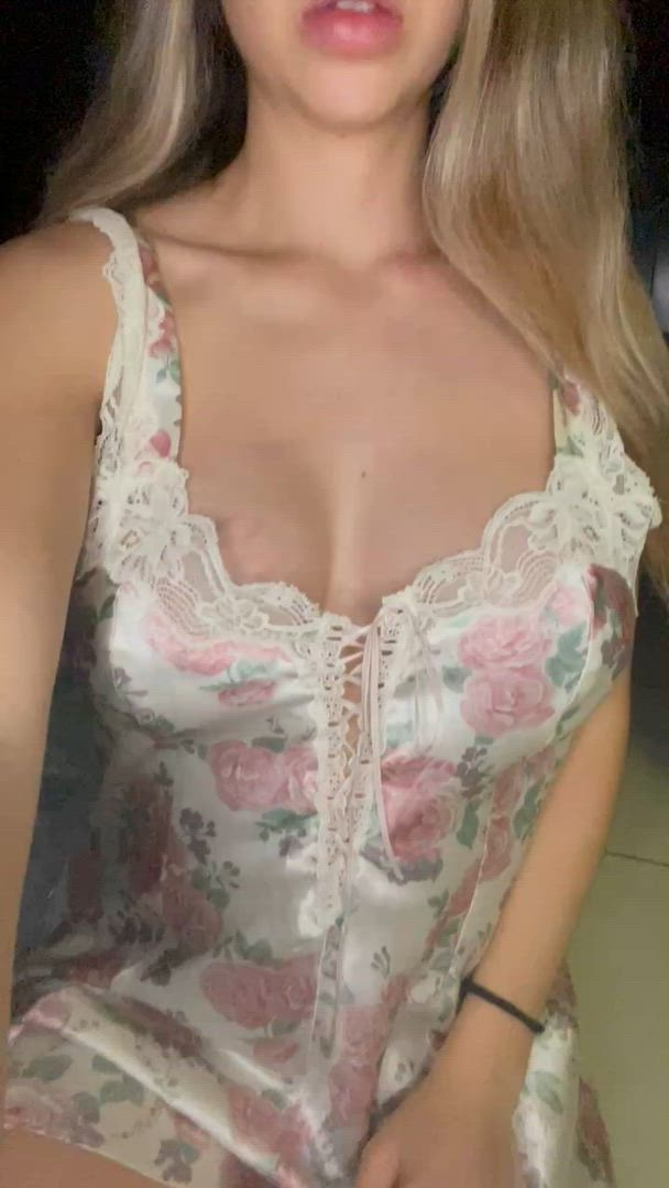 Megansummer9999 <strong>@ablondiesplayground</strong> in big huge tits blonde boobs porn video