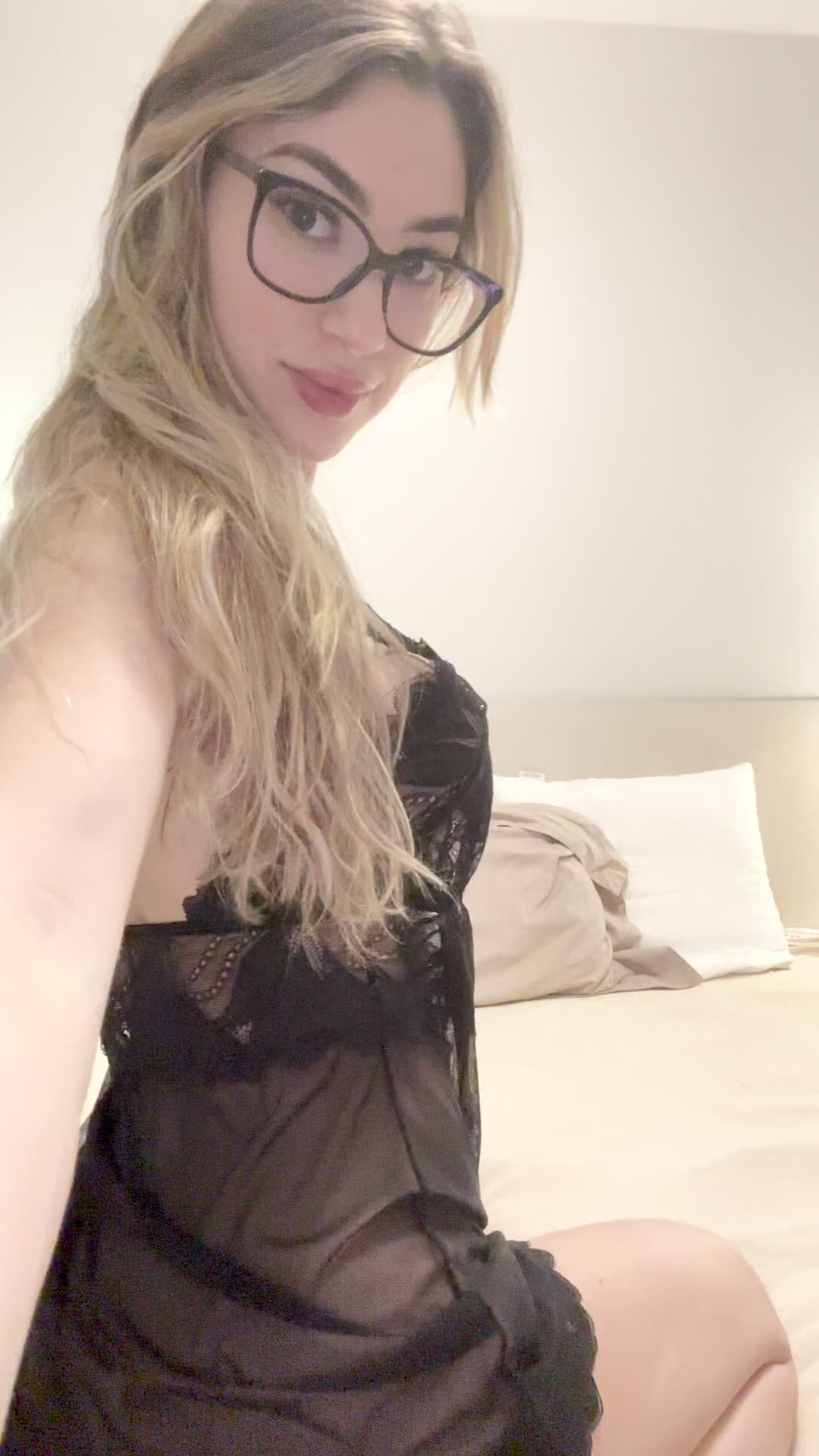 Melaniebabyy <strong>@sofiajoseex</strong> in porn video