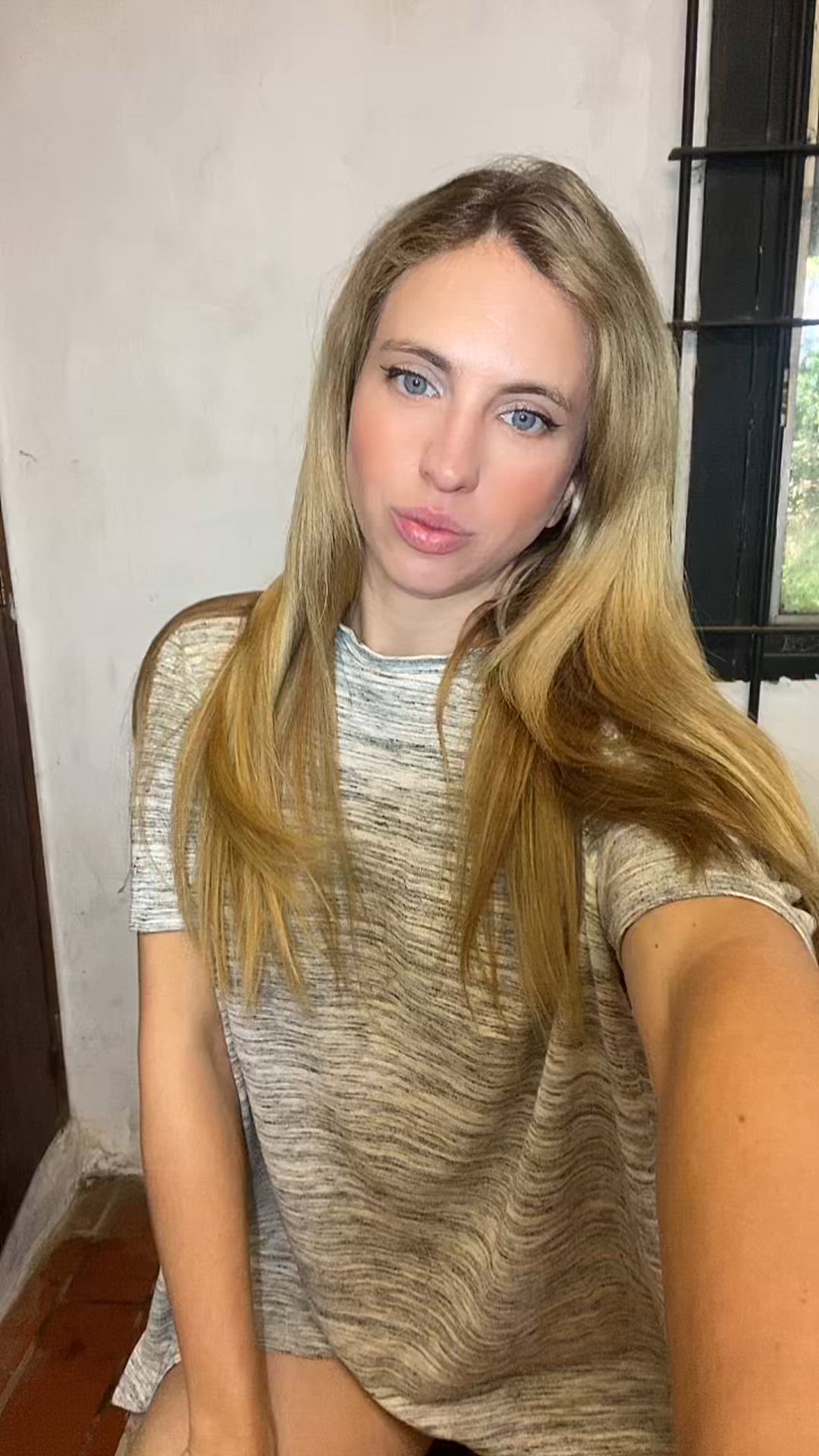 Miamelissa <strong>@mia.melissa</strong> in dirty blonde r/tiktits onlyfans amateur tiktok teen porn video