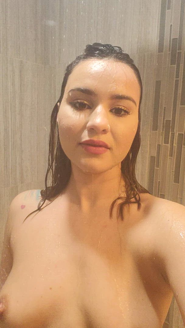 Miamirandapremium <strong>@iammiamiranda</strong> in and messy wet amateur boobs porn video