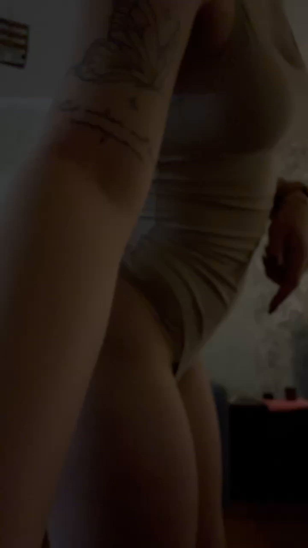 Miawhiteee <strong>@miawhiteee</strong> in 19 years old bubble butt onlyfans big ass clothed student tattoo booty nsfw porn video
