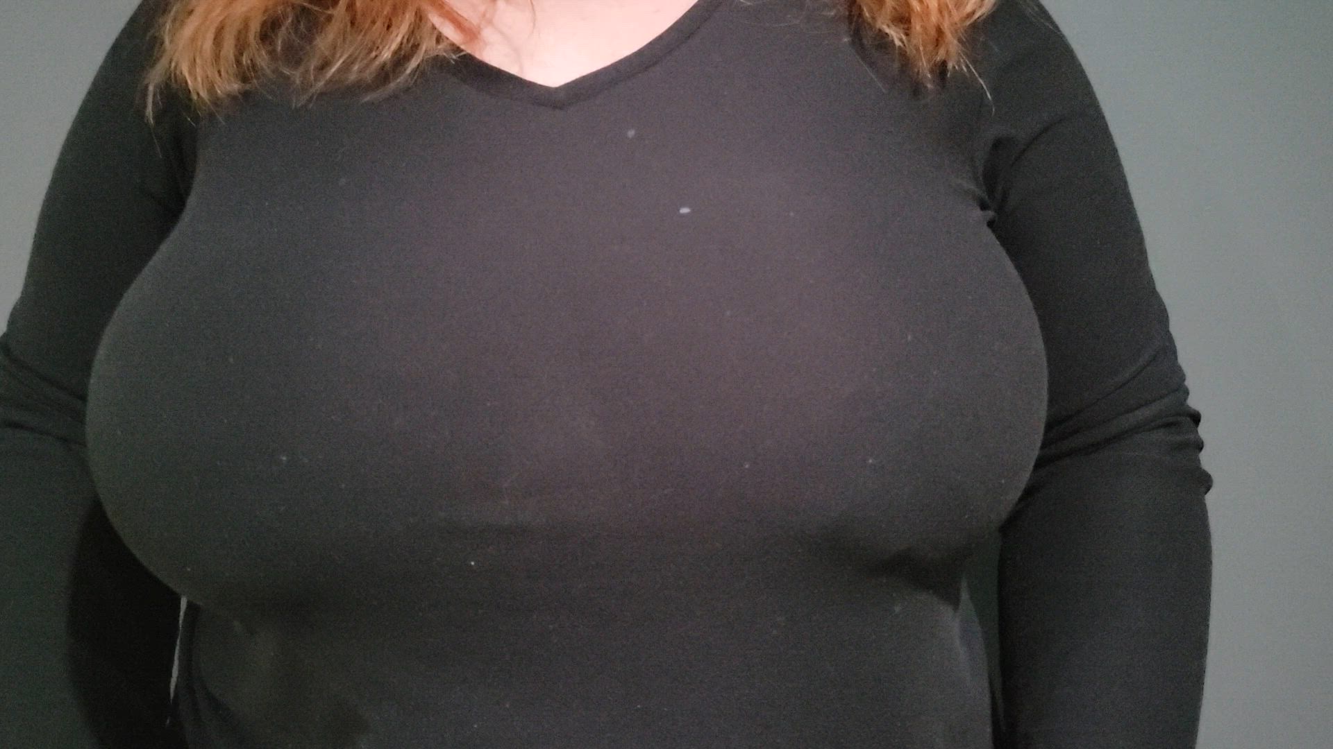 Miss Ginger <strong>@gingergcup</strong> in big huge natural tits redhead boobs porn video