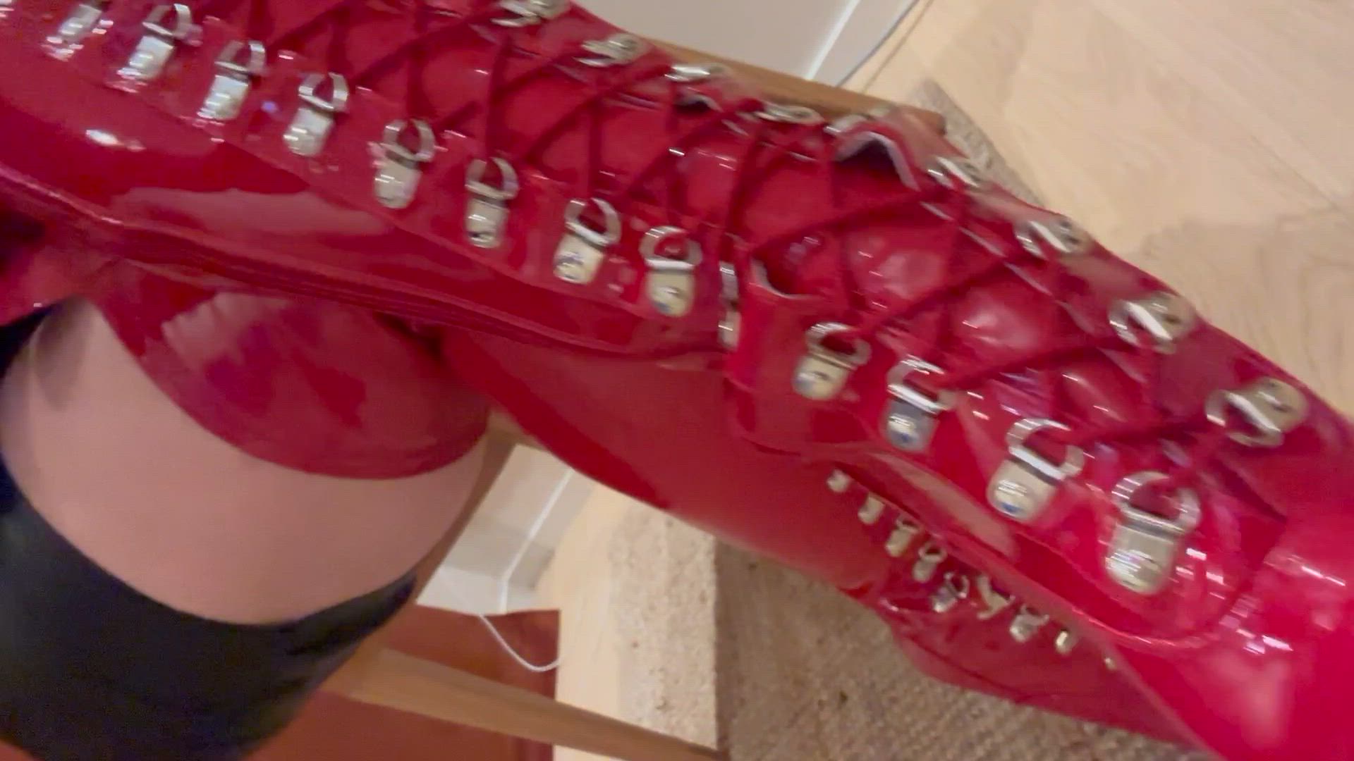 Missharriet <strong>@redtoes</strong> in huge tits hotwife cum porn video