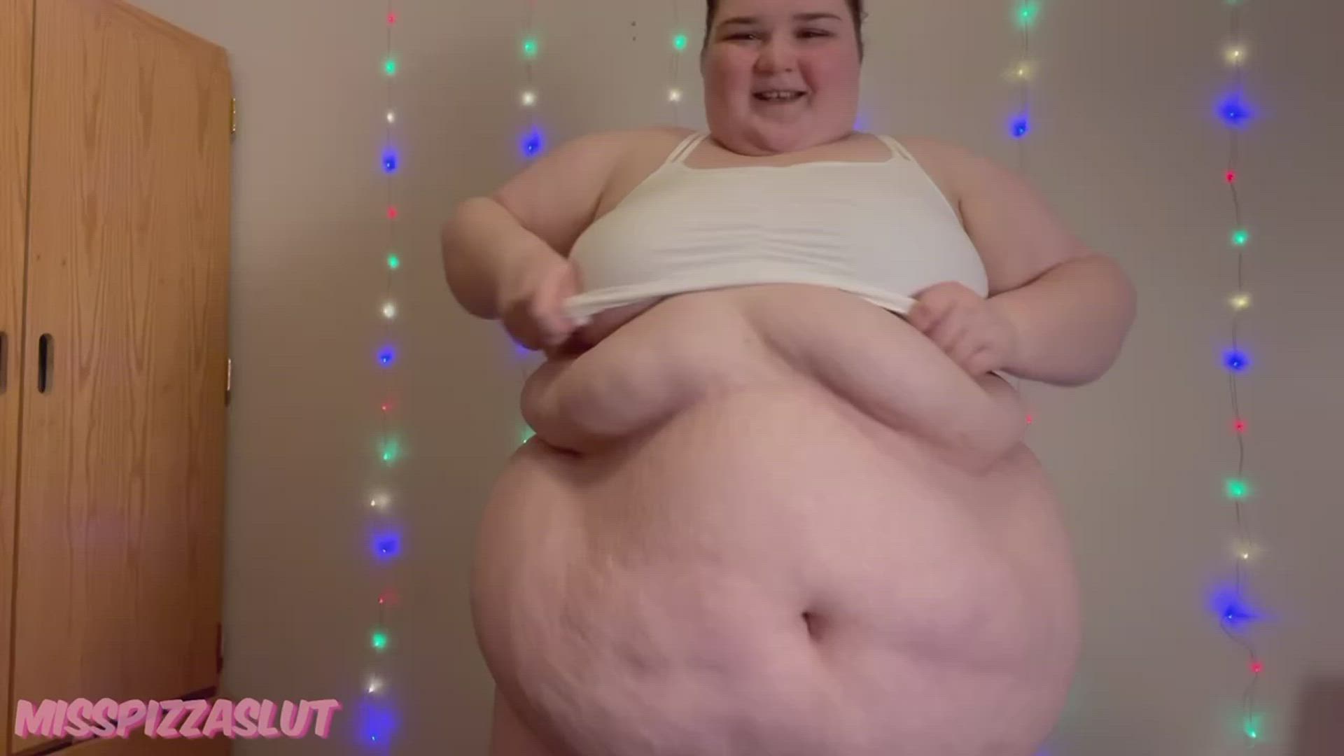MissPizzaSlut  <strong>@misspizzaslut</strong> in big tits amateur bbw porn video