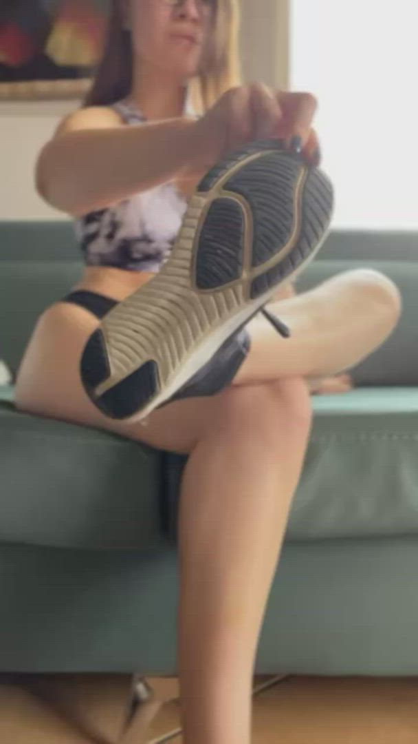 Mistressmoria <strong>@mistressmoria</strong> in fetish worship foot fetish feet shoes socks soles toes porn video