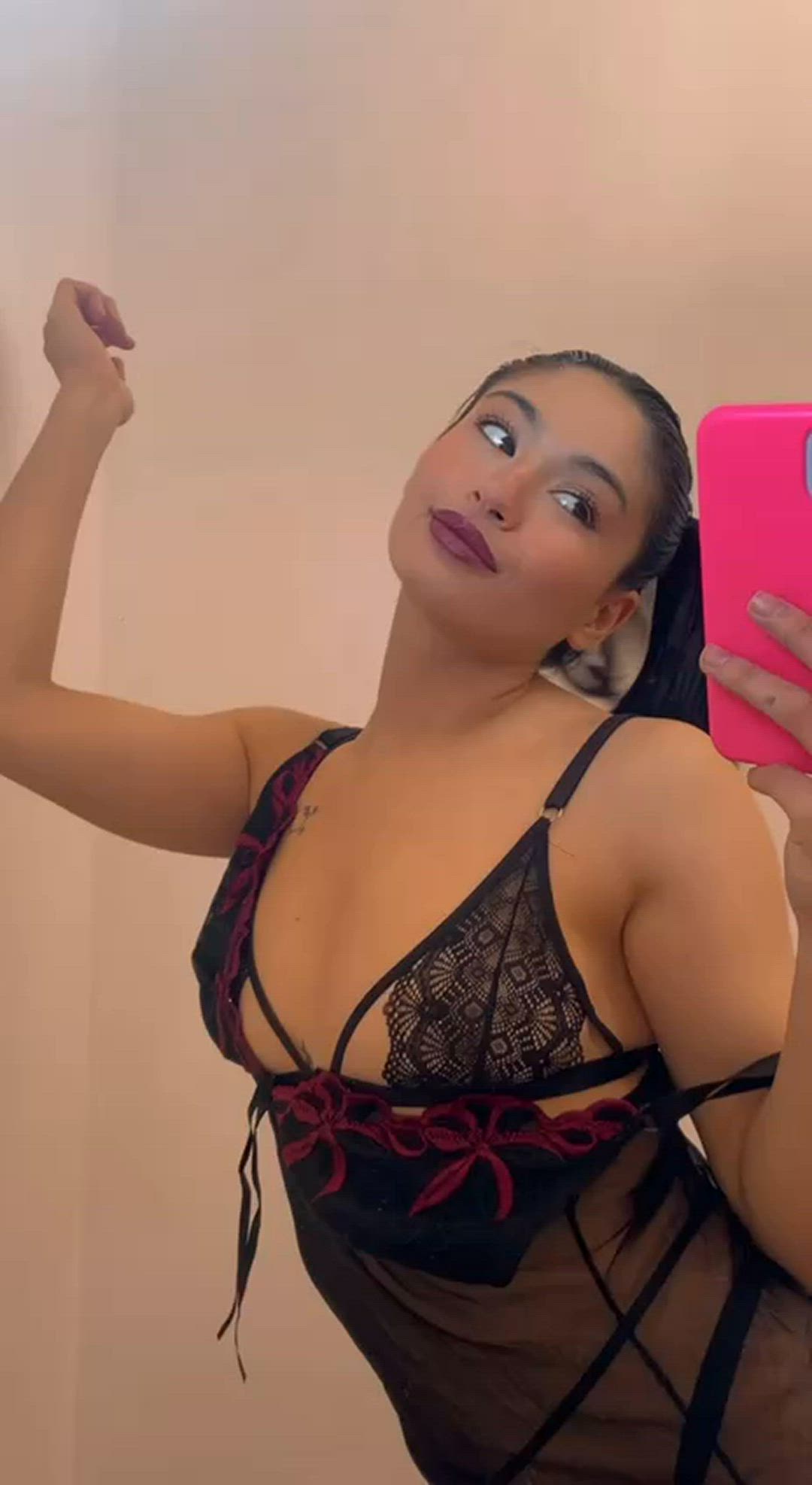 Mollyokk <strong>@molyyyys</strong> in porn video