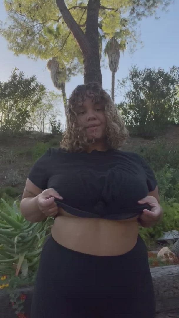Moodymaddie <strong>@the_nude_nomad</strong> in porn video