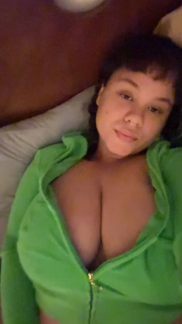 Moodymaddie <strong>@the_nude_nomad</strong> in porn video