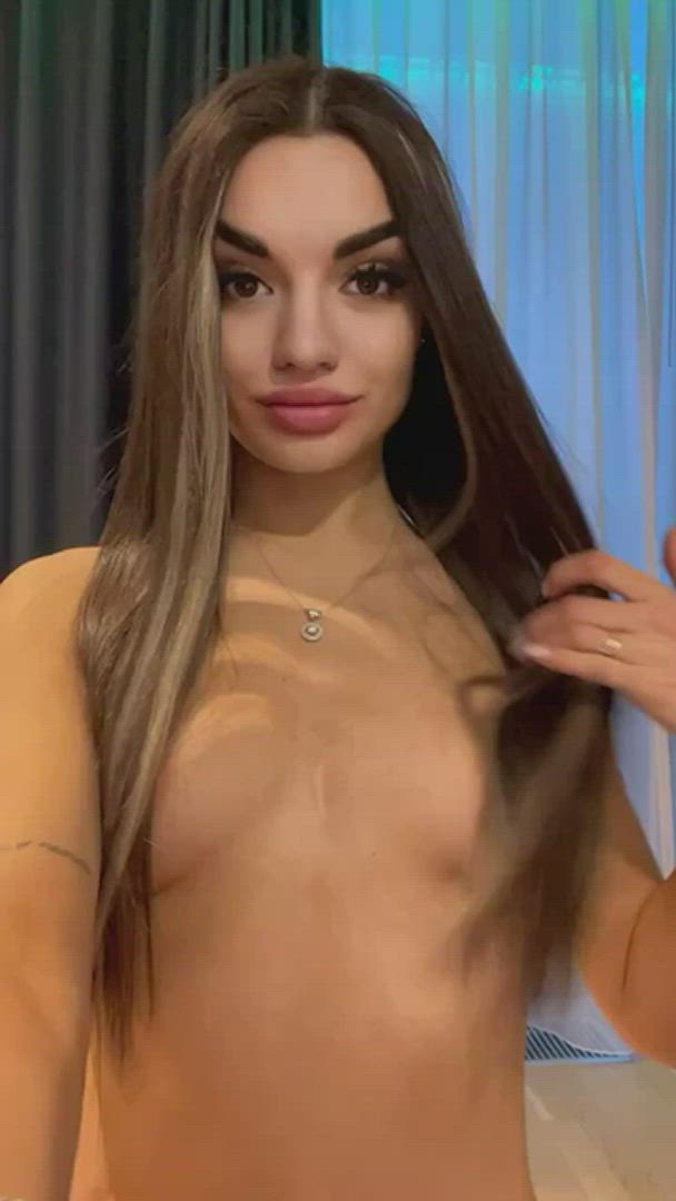 Mskatarinaxxo <strong>@katarina_popova</strong> in eye contact boobs lips porn video