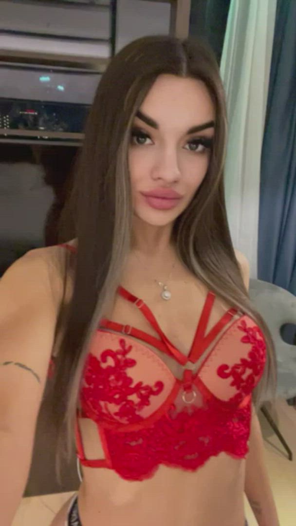 Mskatarinaxxo <strong>@katarina_popova</strong> in eye contact lingerie selfie porn video