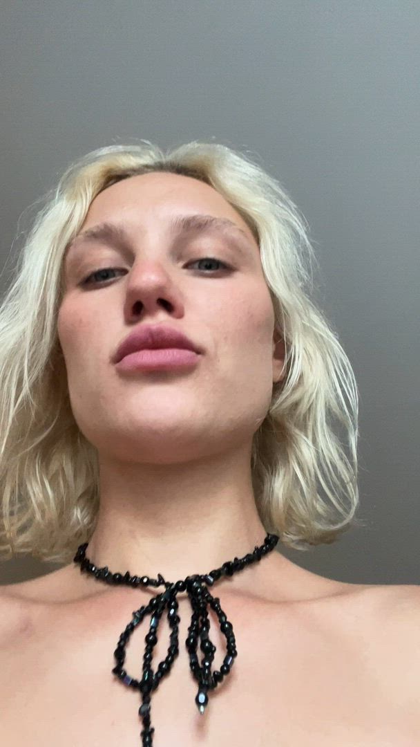 Muzalove <strong>@muza_love</strong> in porn video