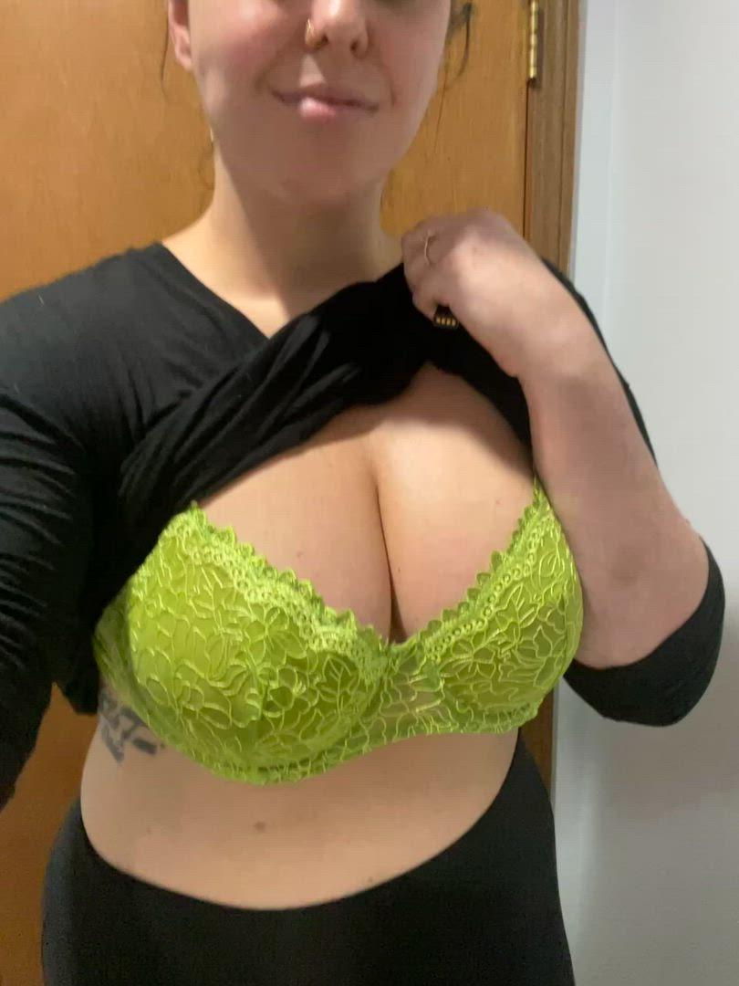 Naturegoddess2141 <strong>@naturegoddess2141</strong> in titty drop big tits onlyfans thick porn video