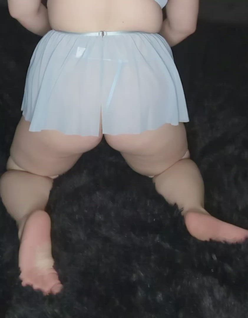 Nikki_Pines <strong>@nikki_pines_free</strong> in bending over brunette booty porn video