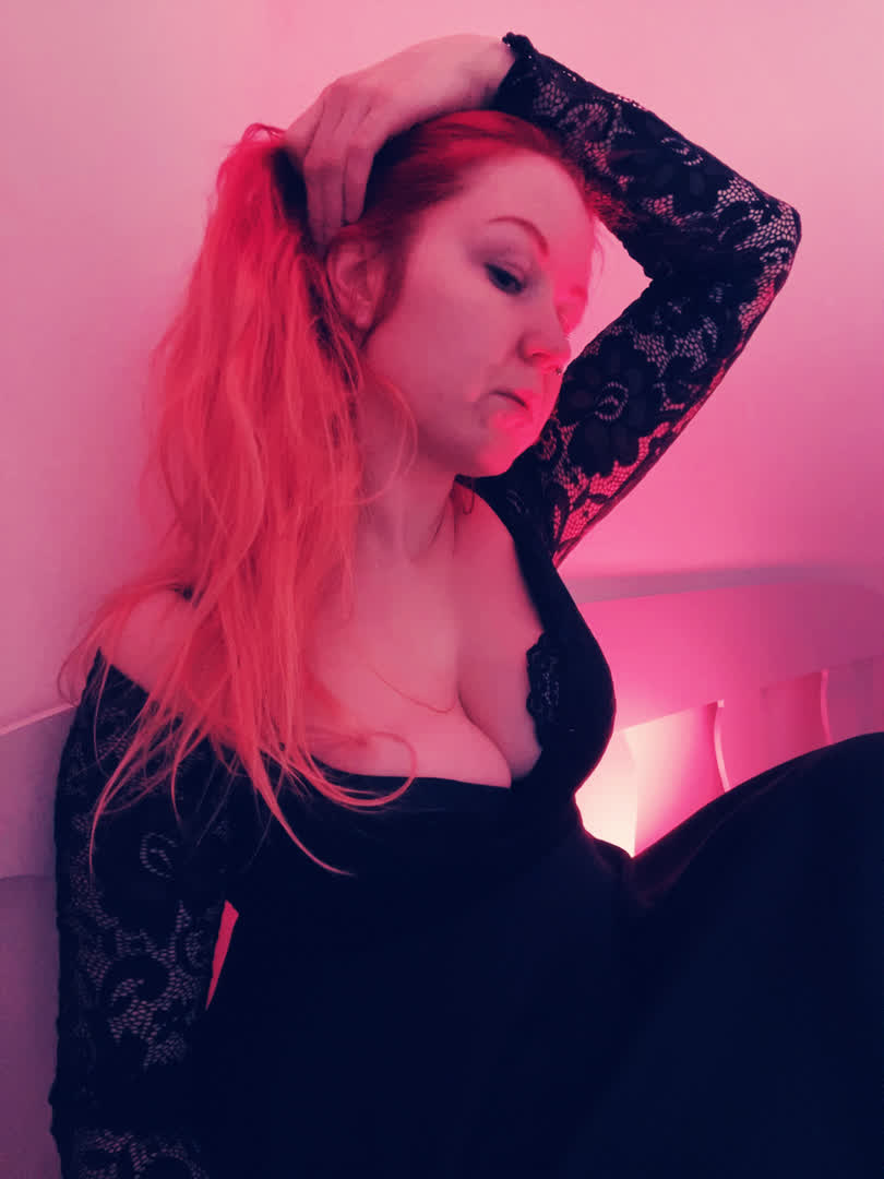 Ninamadeleine <strong>@ninamadeleine</strong> in porn video