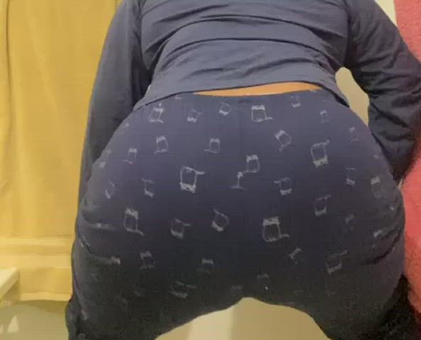 Ofcheekygyalnia <strong>@cheekygyalnia</strong> in big ass dancing blue porn video