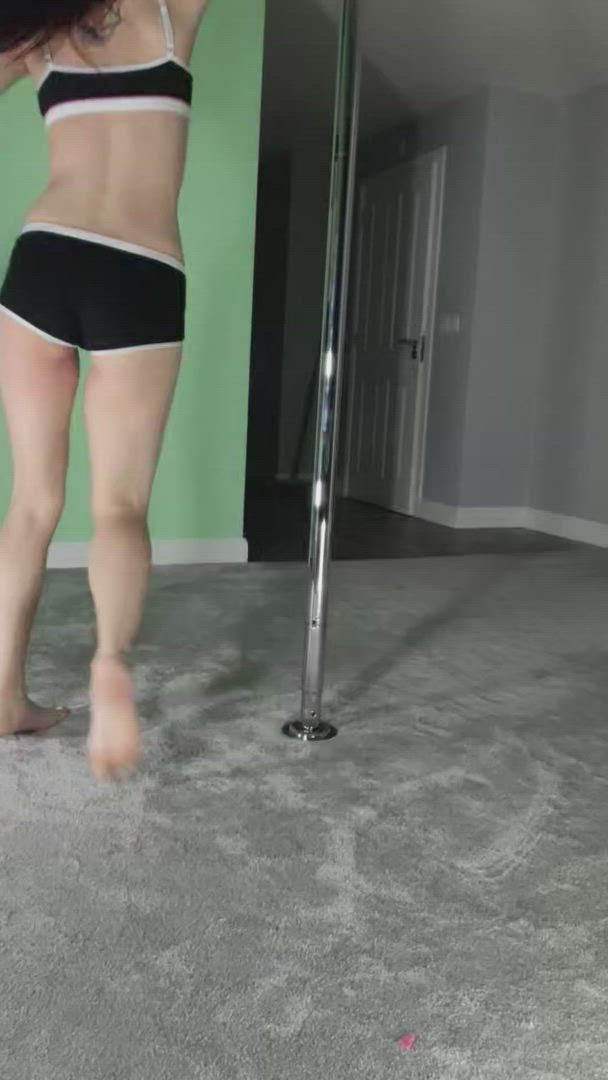 Annmillie <strong>@annmillie</strong> in pole dance up legs ass porn video