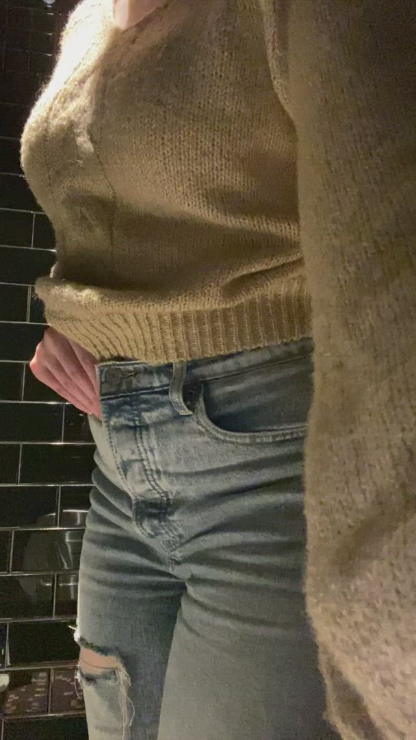  <strong>@anxiousprinc3ss</strong> in butt plug bathroom jeans porn video