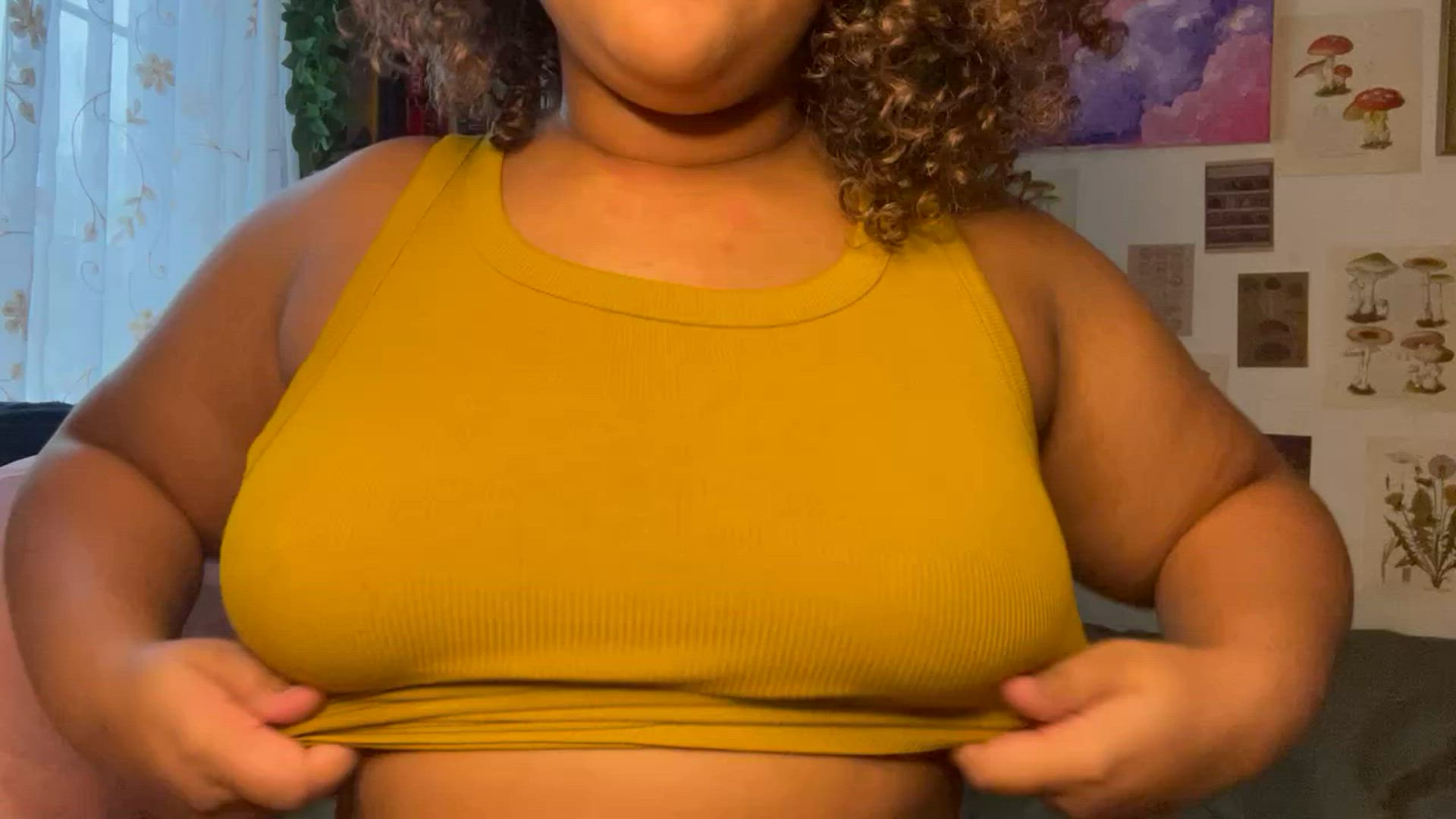 AtomicHoneyBee <strong>@atomichoneybee</strong> in natural tits interracial ebony porn video