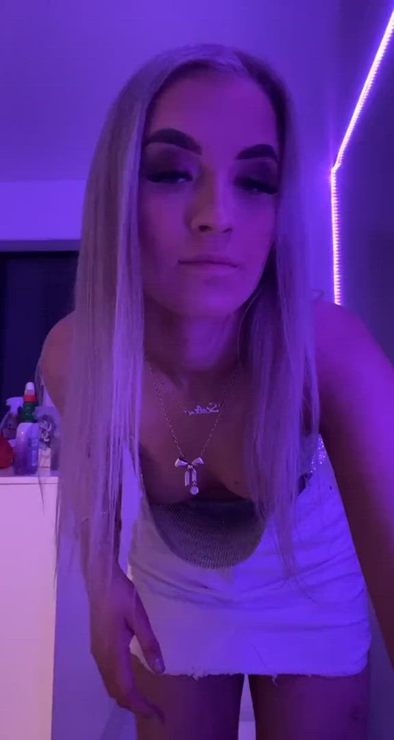 Baddestgirlnextdoorx <strong>@baddestgirlnextdoorx</strong> in porn video