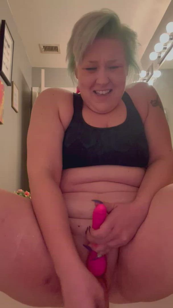 BarbieReigns <strong>@barbiereigns</strong> in porn video