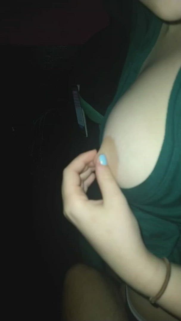 Bayleeyo <strong>@bayleeyo</strong> in nipple play big nipples homemade onlyfans amateur boobs porn video