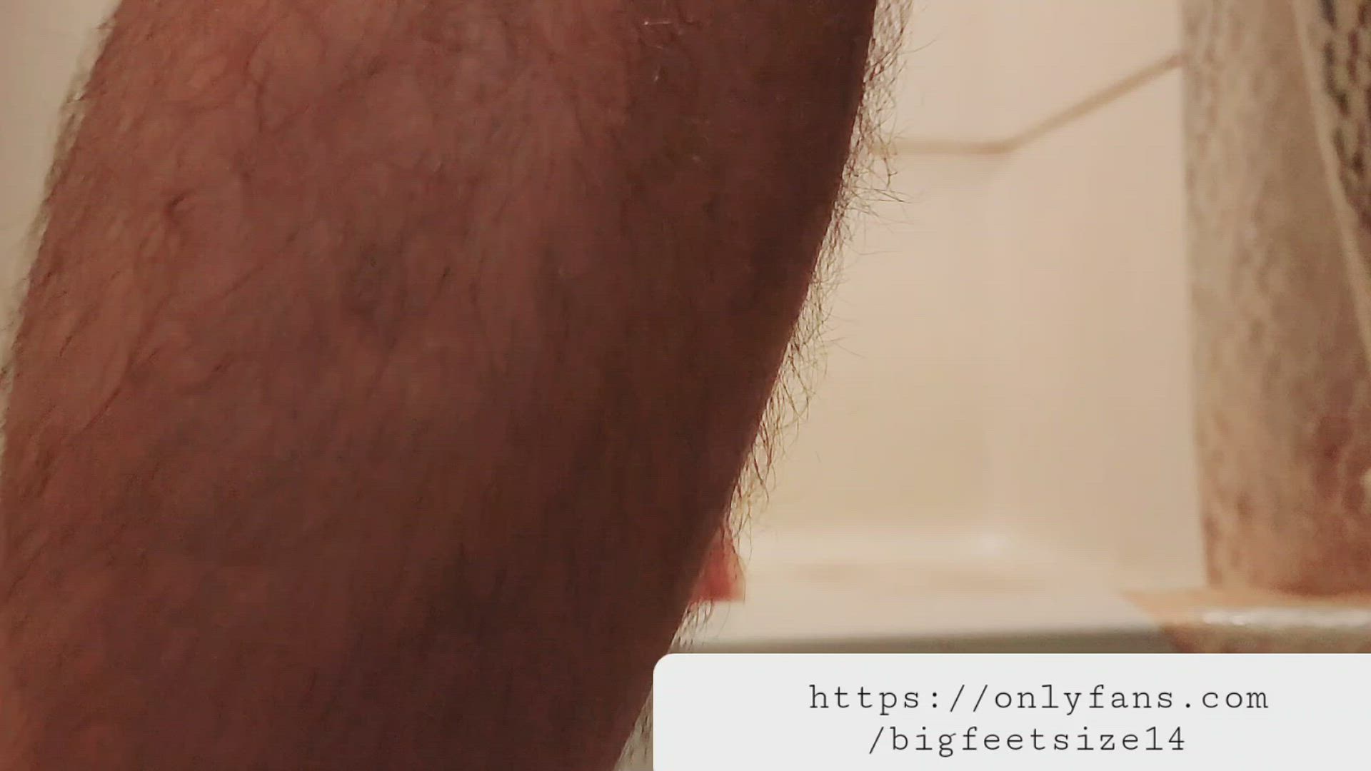 BigFeetSize14 <strong>@bigfeetsize14</strong> in fetish licking sucking feet porn video