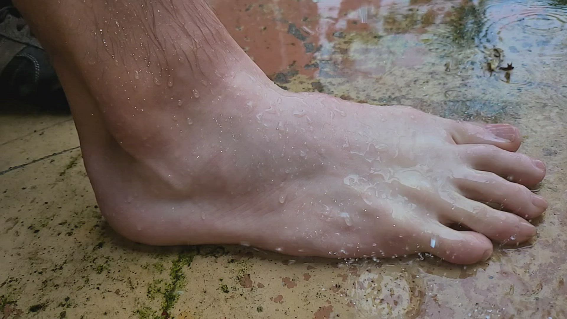 BigFeetSize14 <strong>@bigfeetsize14</strong> in fetish licking feet fetish worship foot findom porn video