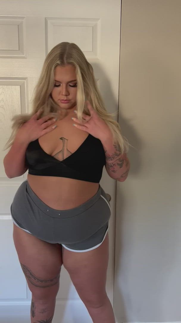 Brookebaileybabe <strong>@brookebaileybabe</strong> in porn video