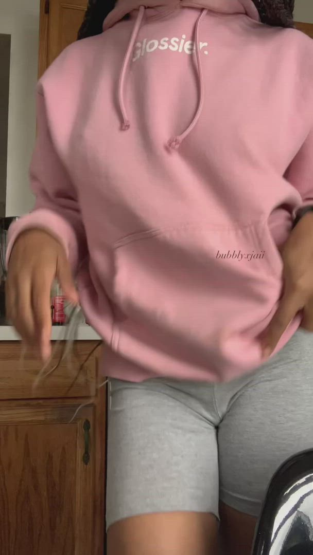 Bubblyxjaii <strong>@bubblyxjaii</strong> in titty drop petite ebony porn video