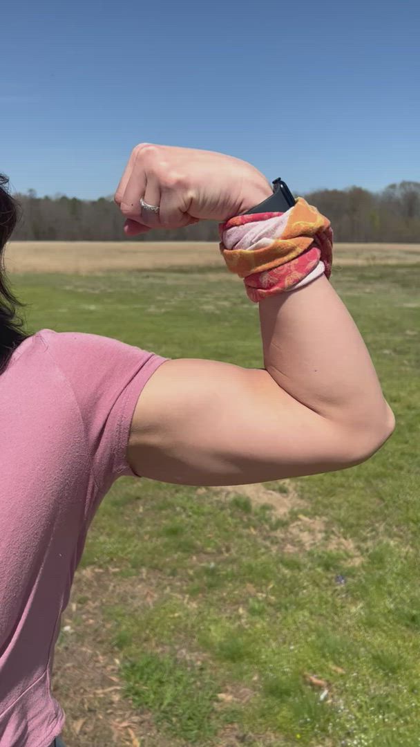 Carlitasantana <strong>@carlitasantana</strong> in porn video