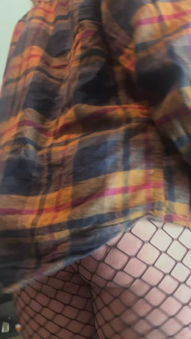 Crlybybl <strong>@crlybybl</strong> in porn video