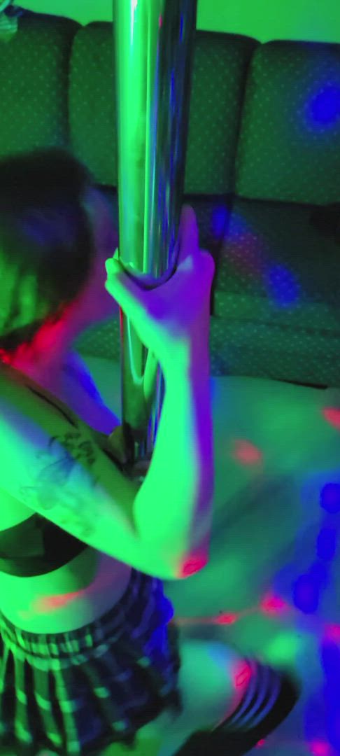 DaisyFieldz4u <strong>@daisyfieldz4u</strong> in porn video