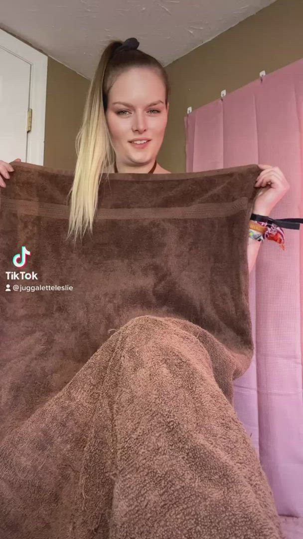 Deafletteleslie <strong>@sexylesliensfw</strong> in small tits r/tiktits lingerie bikini fansly femdom porn video