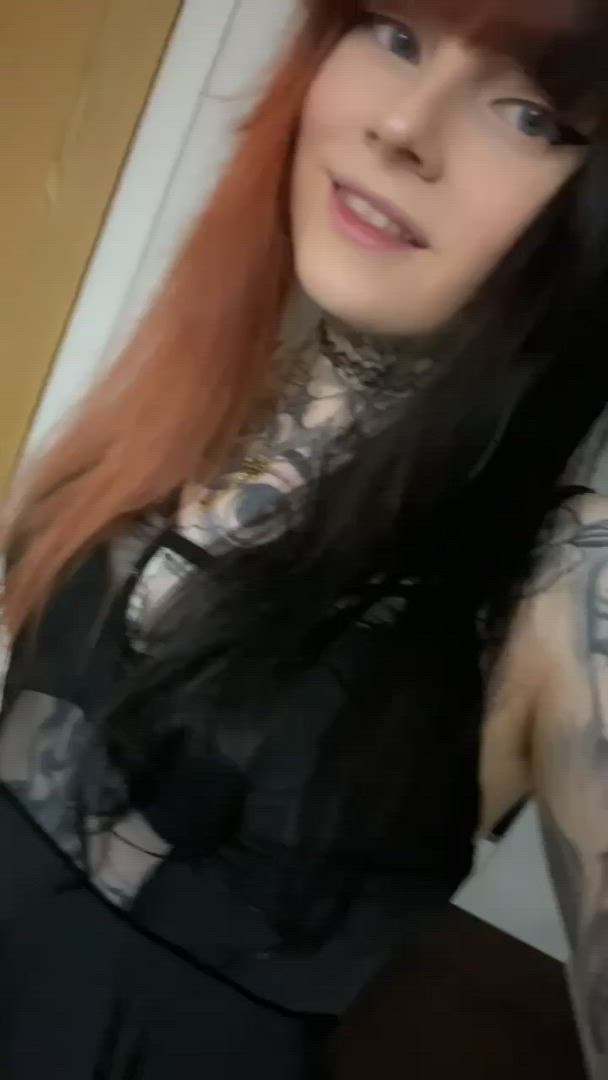 Emilypiexo <strong>@emilypiexo</strong> in porn video