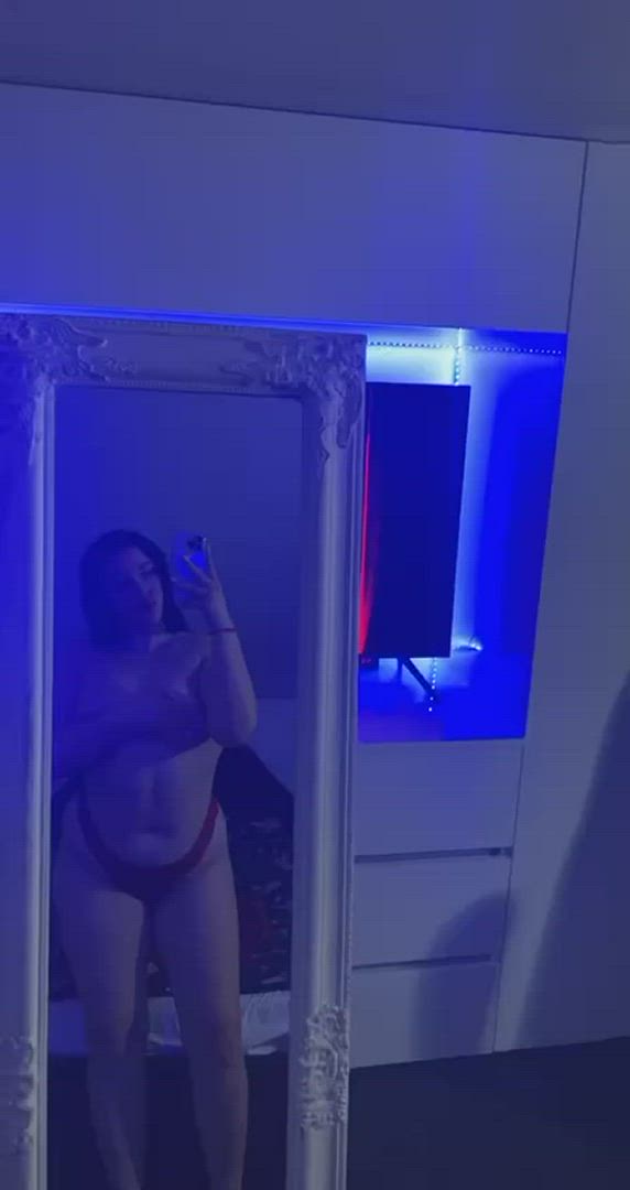 EmmaMila <strong>@emmamila</strong> in squeezing big tits topless porn video