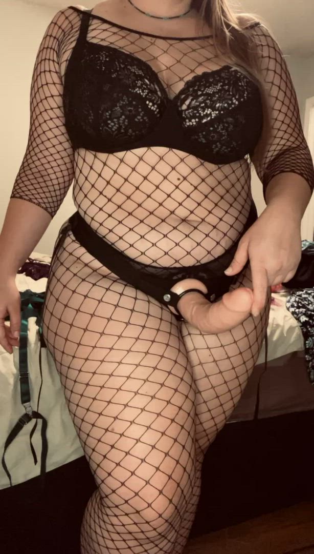 Fayedelray <strong>@fayedelray</strong> in strap on dildo domme porn video
