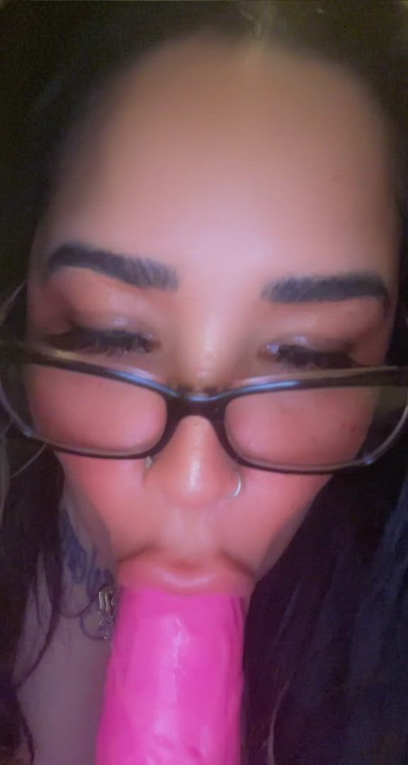 Ginaferdays <strong>@ginaferdays</strong> in r/lipsthatgrip blowjob camgirl porn video