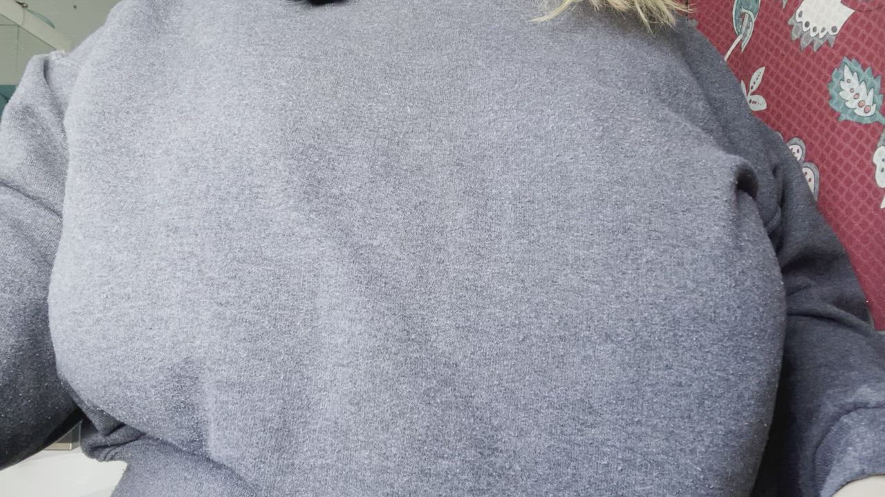 GothAreolaGrande <strong>@gothareolagrande</strong> in titty drop big tits bouncing boobs porn video