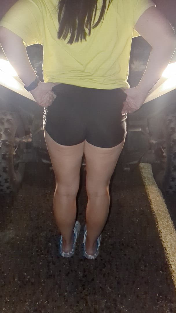 Hotwifesidney <strong>@hotwifesidneyvip</strong> in big ass milf porn video