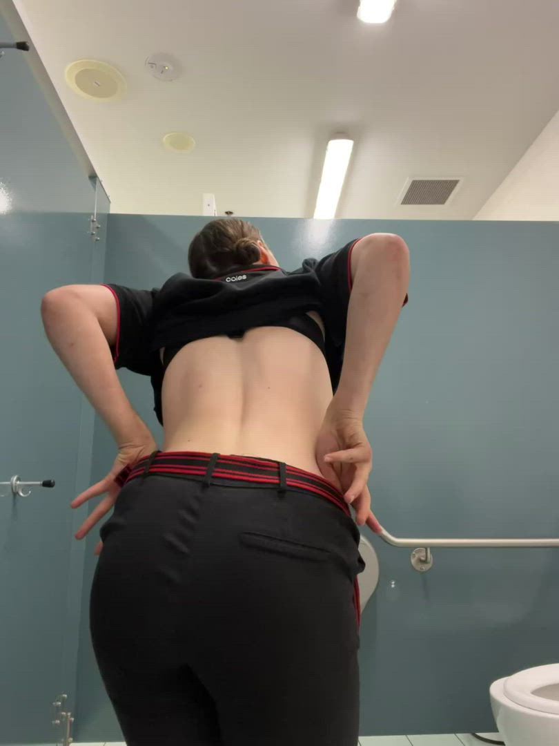 Itsnottaylah <strong>@itsnottaylah</strong> in porn video