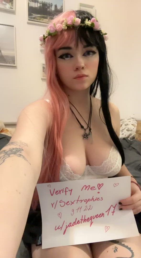 Jadethequeen17 <strong>@jadethequeen17</strong> in 18 years old boobs alt porn video
