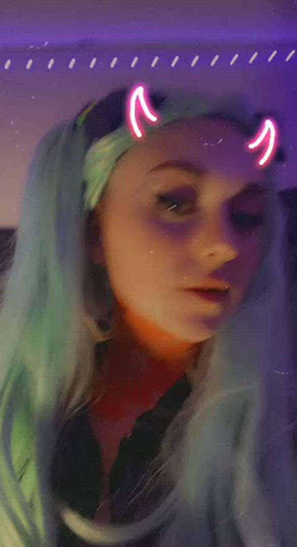 Kittykatthole <strong>@kittykatthole</strong> in porn video
