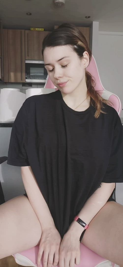  <strong>@levanabanana1</strong> in eating lips pussy porn video