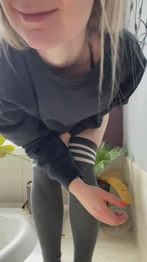 Lilajadeafterdark <strong>@lilajadeafterdark</strong> in butt plug blonde thong porn video